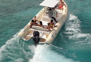 Private Speedboat Expedition in Hurghada
